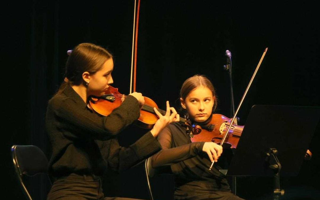 Nastop učencev na državni proslavi